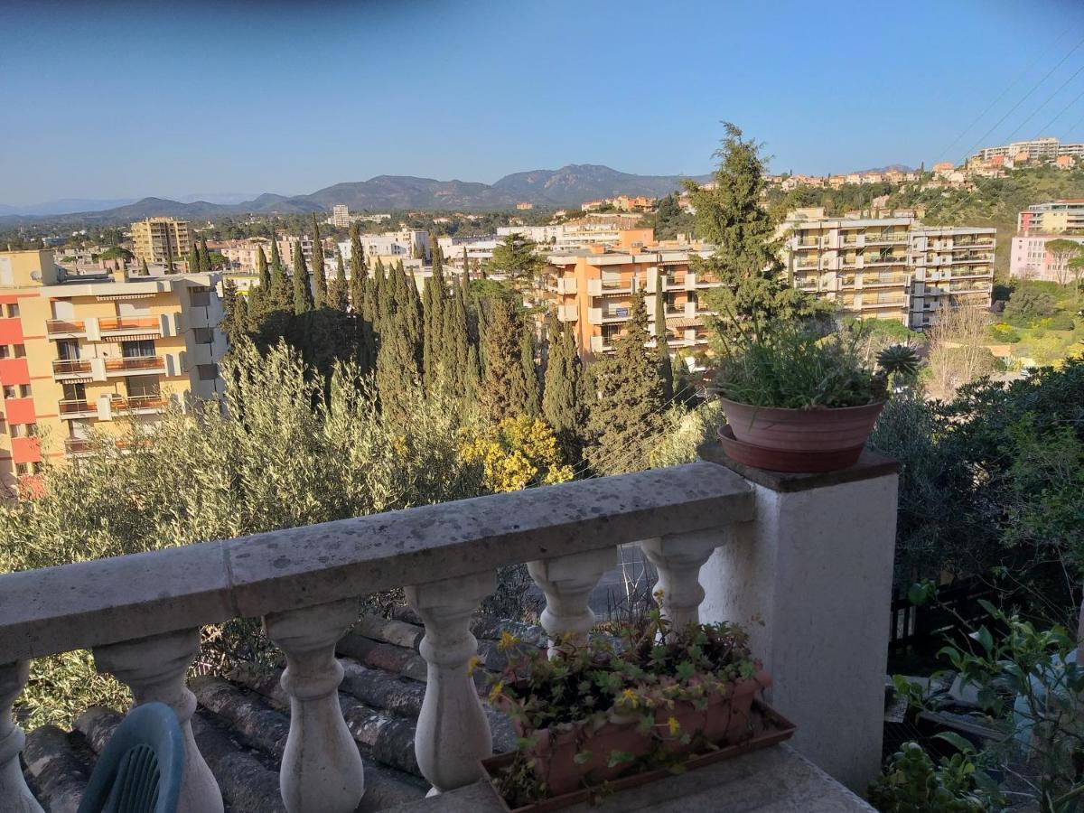 Joli Studio Saint-Raphael (Var) Exterior foto