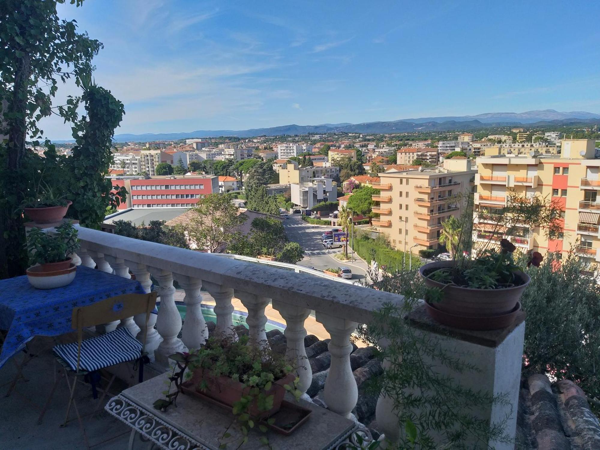 Joli Studio Saint-Raphael (Var) Quarto foto